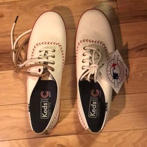 Keds Cubs baseball canvas sneakers